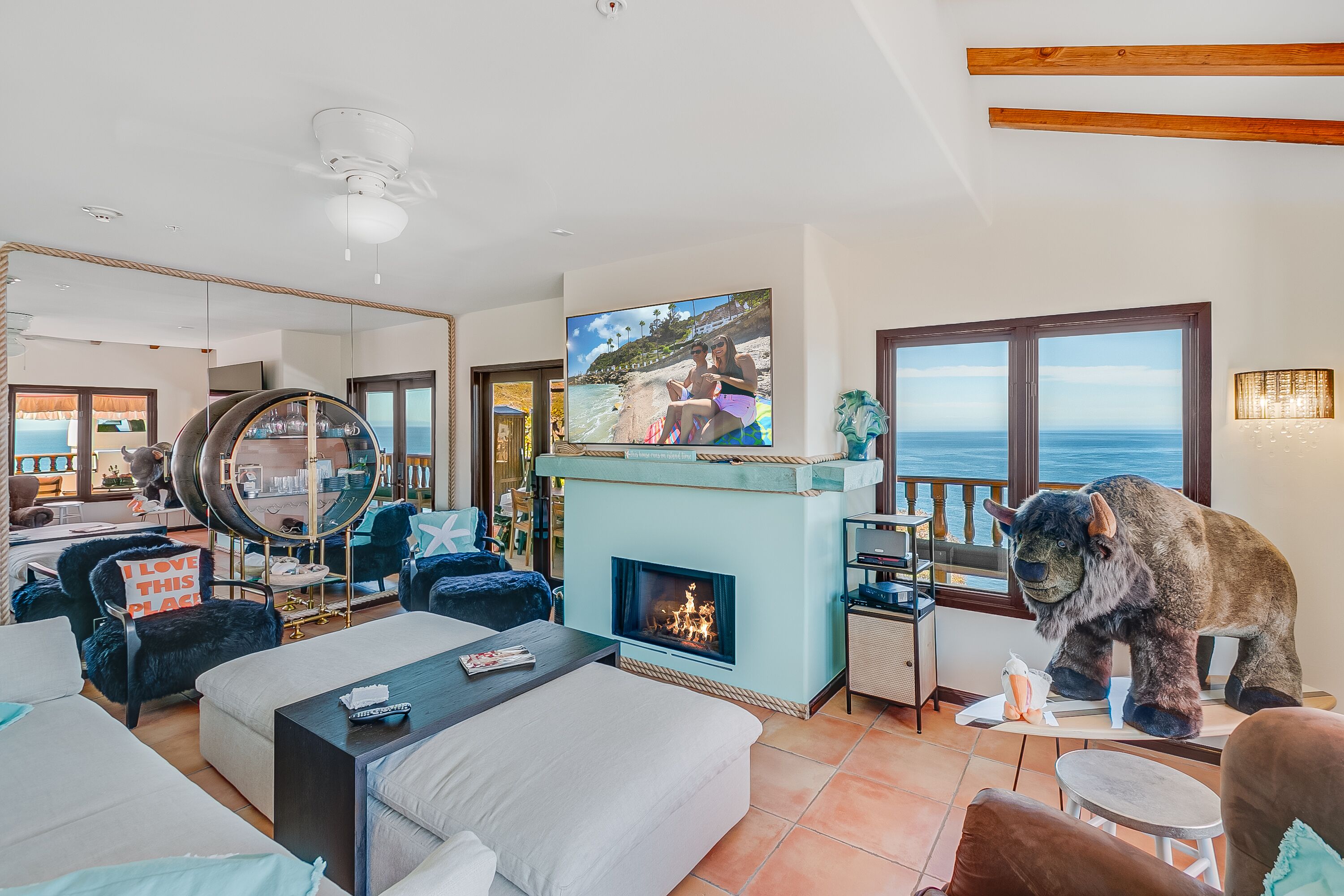 H1875: Impecably Decorated Villa + Wrap Around Balcony + Breathtaking Views - Ha