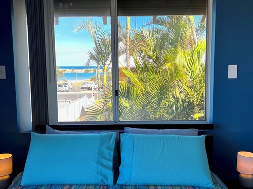 Tropical Palms - Kalbarri, WA