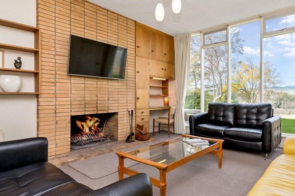 Smart TV, fireplace, DVD player