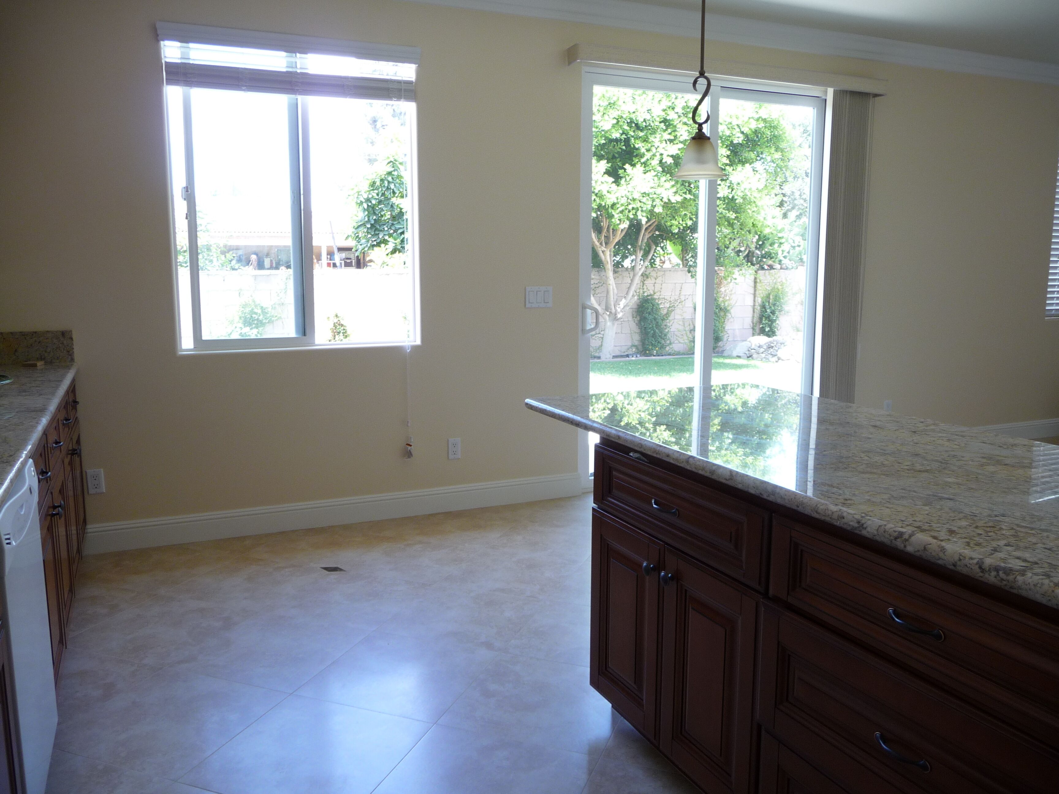 Mountain View (3 bedrooms/2 baths back house) DisneyLand