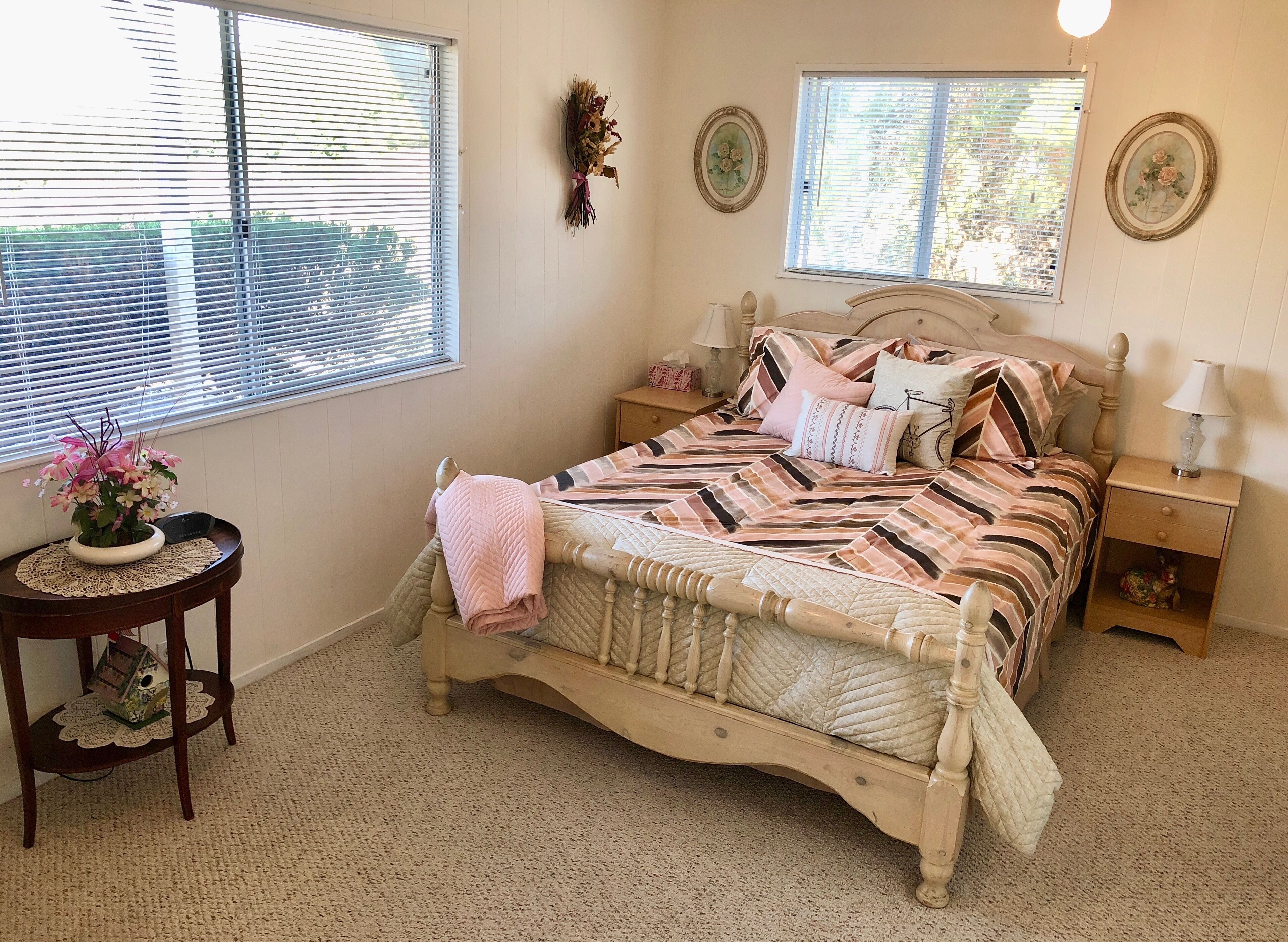 Quiet hilltop guest house with great views