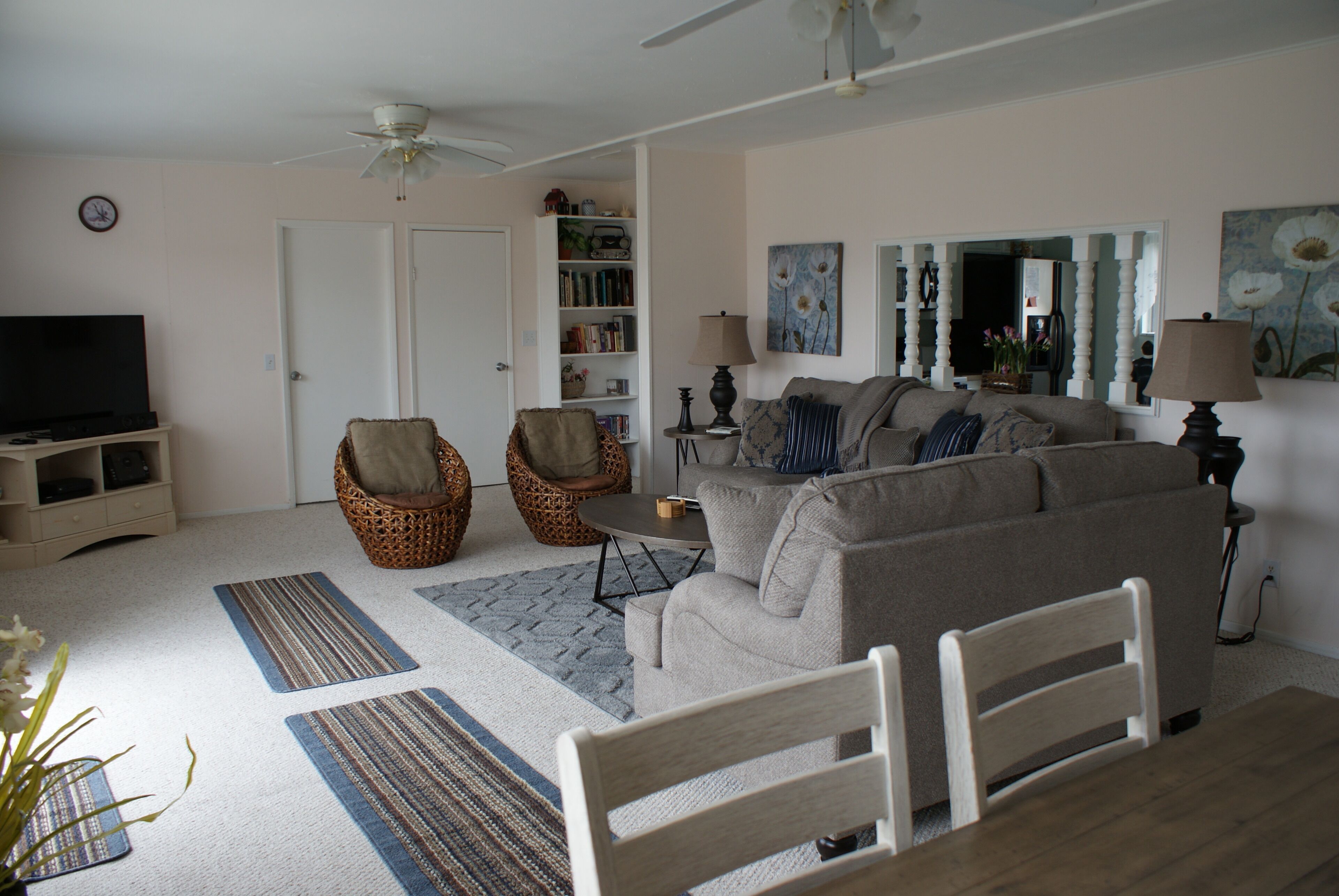 Quiet hilltop guest house with great views