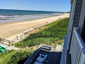 Property grounds - Luxury Waterfront Home with Private Beach on Cape Cod Bay (Dennis)