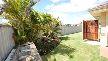 Enceinte de lâhĂ©bergement