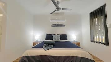 4 bedrooms, WiFi, bed sheets