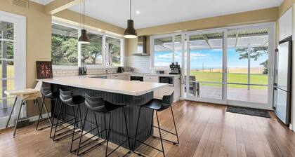 Kilcunda Coast House - sleeps 10