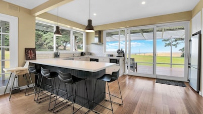 Kilcunda Coast House - sleeps 10