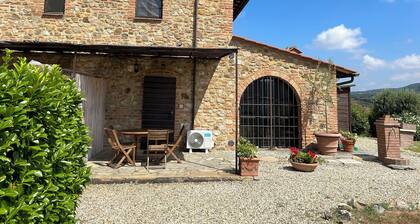 Hermosa villa con vistas panorámicas cerca de San Gimignano