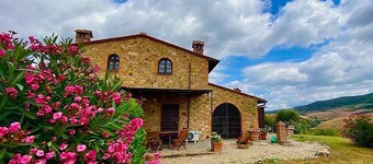 Beautiful Villa With Panoramic Views near San Gimignano