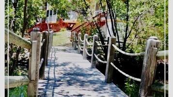 Enceinte de lâhĂ©bergement