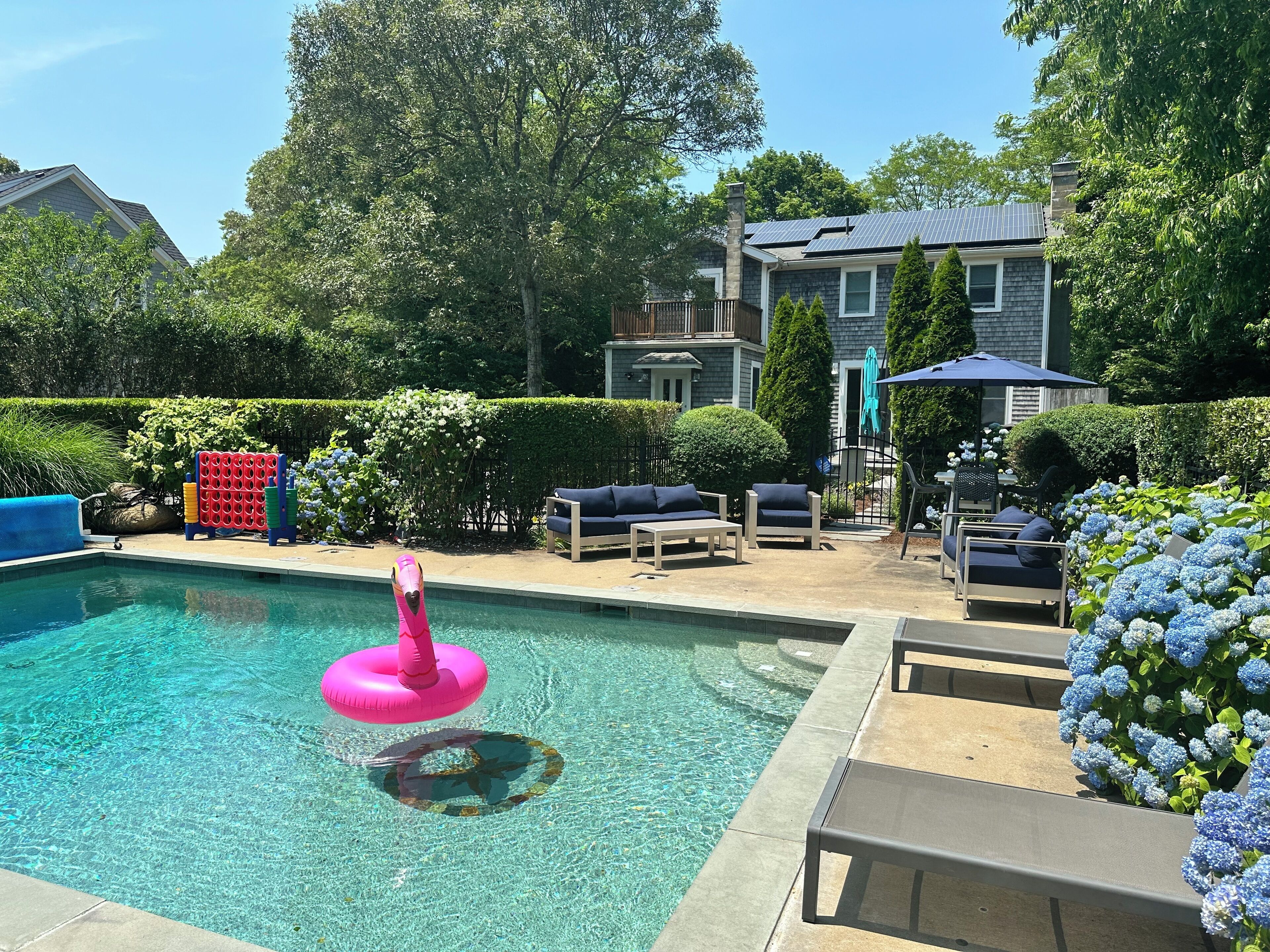 Modern 4 bed/3.5 bath Farmhouse, private HEATED POOL and AC on bike path