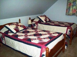 5 makuuhuonetta, ilmainen Wi-Fi, vuodevaatteet