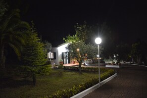 Exterior - Pisticci: house / villa - Pisticci (Pisticci)