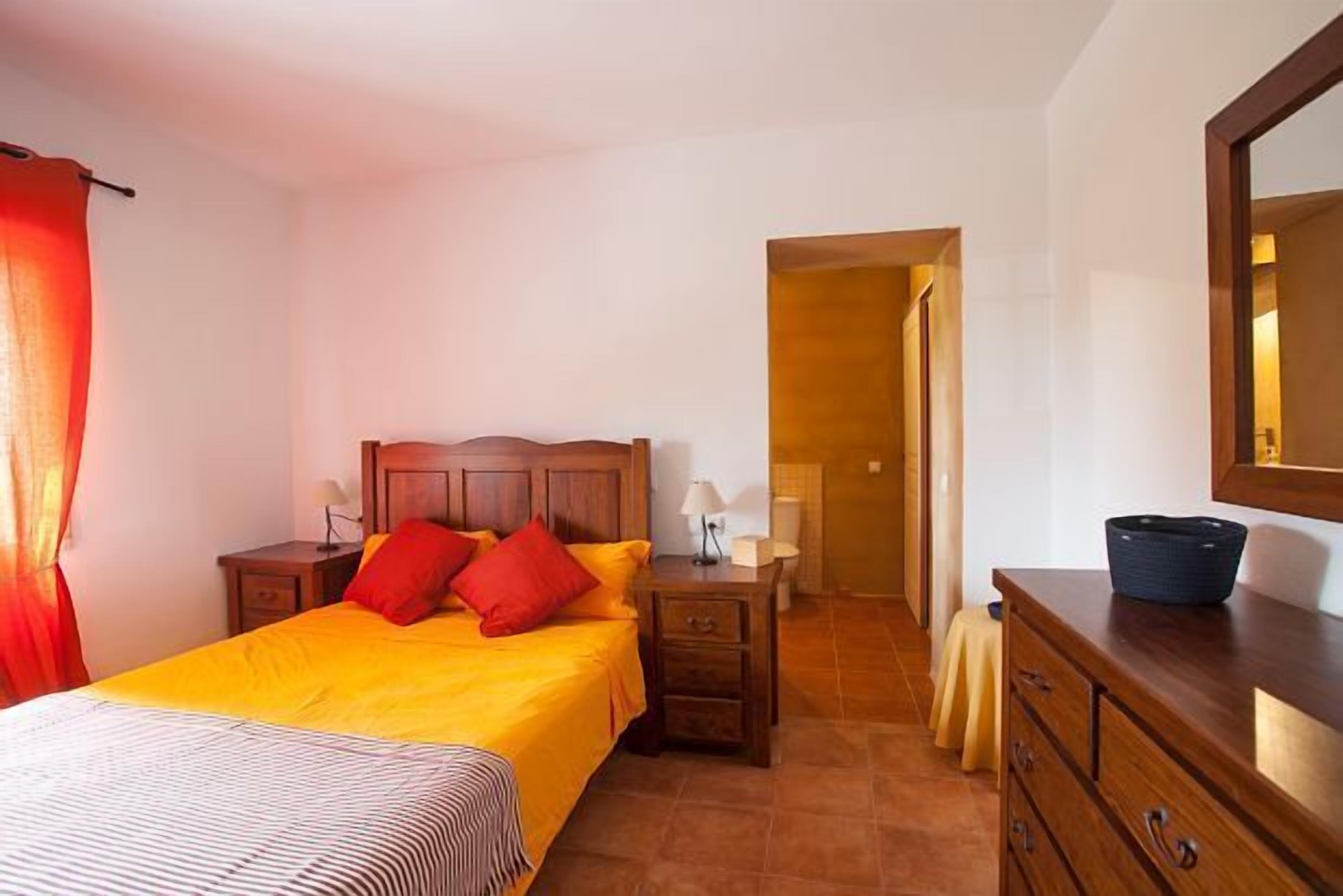 Casa Rural Apayama for 17 people