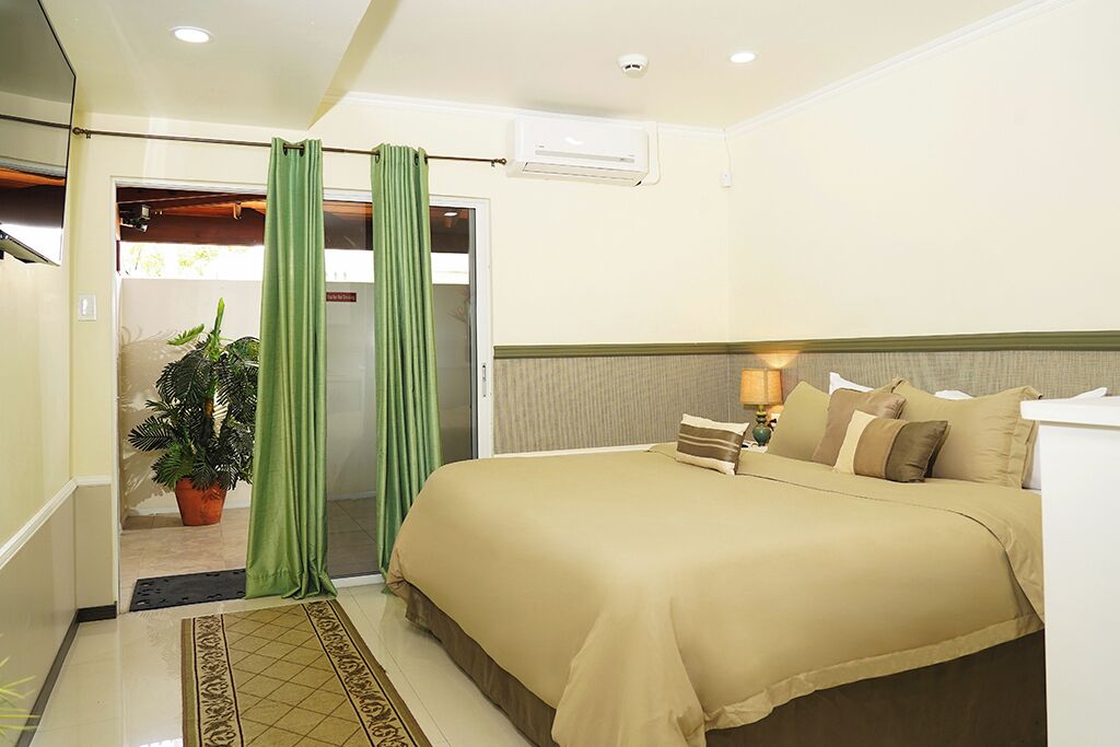 1 bedroom, desk, iron/ironing board, free WiFi