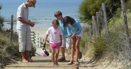 Proche de la plage et du village,MAISON D'ARCHITECTE, .