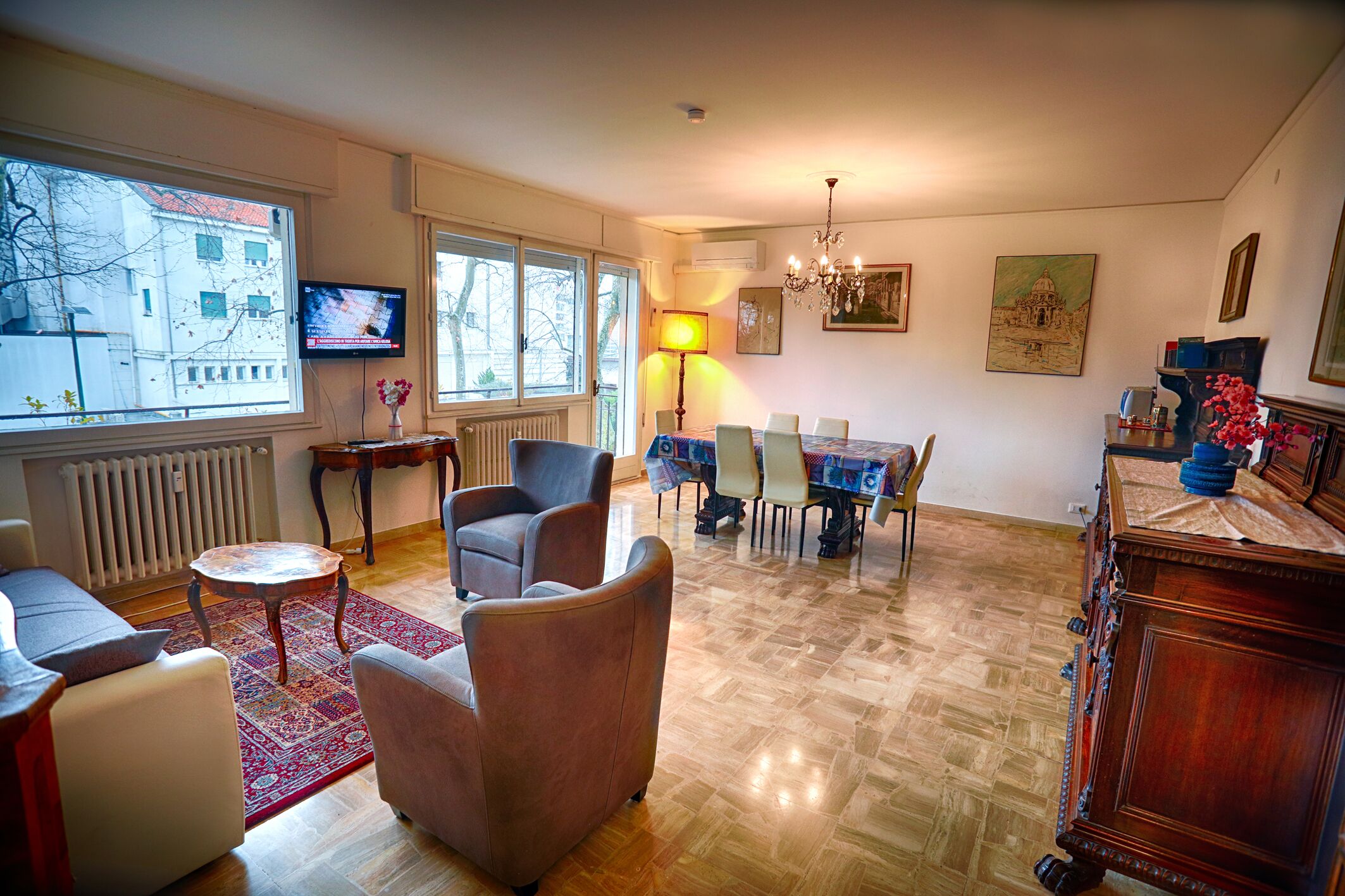 Smart TV, books, music library, stereo