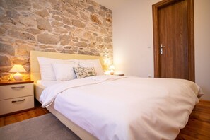 5 habitaciones, escritorio y insonorización 