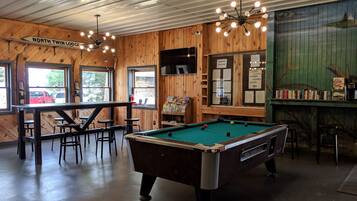 Spielezimmer