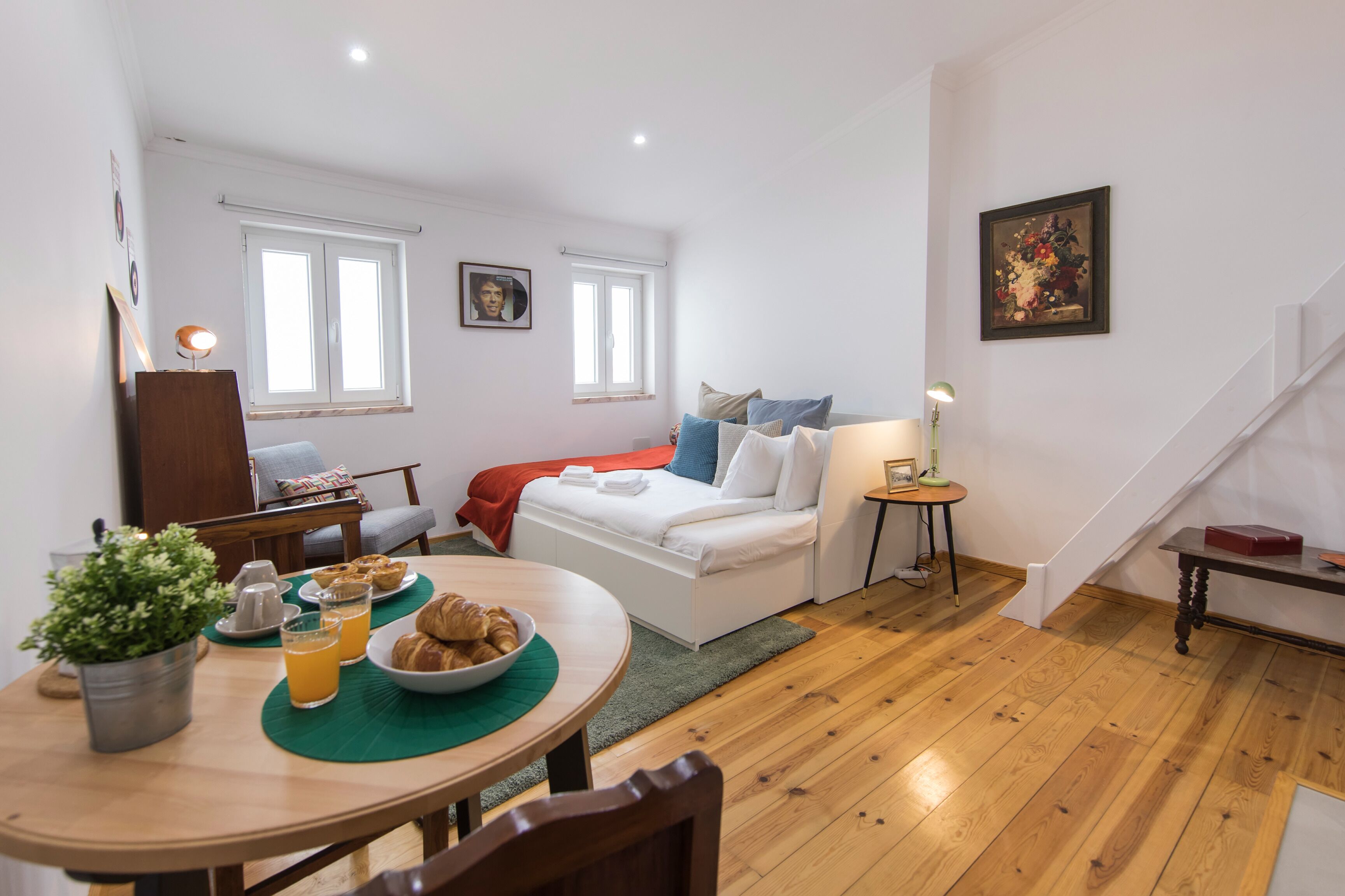 1 slaapkamer, een strijkplank/strijkijzer, beddengoed