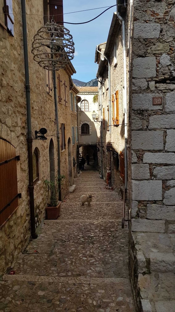 Enceinte de lâhĂ©bergement