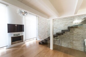 Interior - In Cagliari there is a bright space, where you will feel at home (Cagliari)