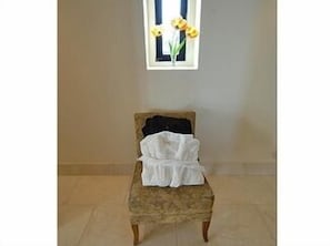2 chambres, fer et planche Ă repasser, lit parapluie, Wi-Fi gratuit