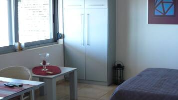 Wifi gratis y ropa de cama