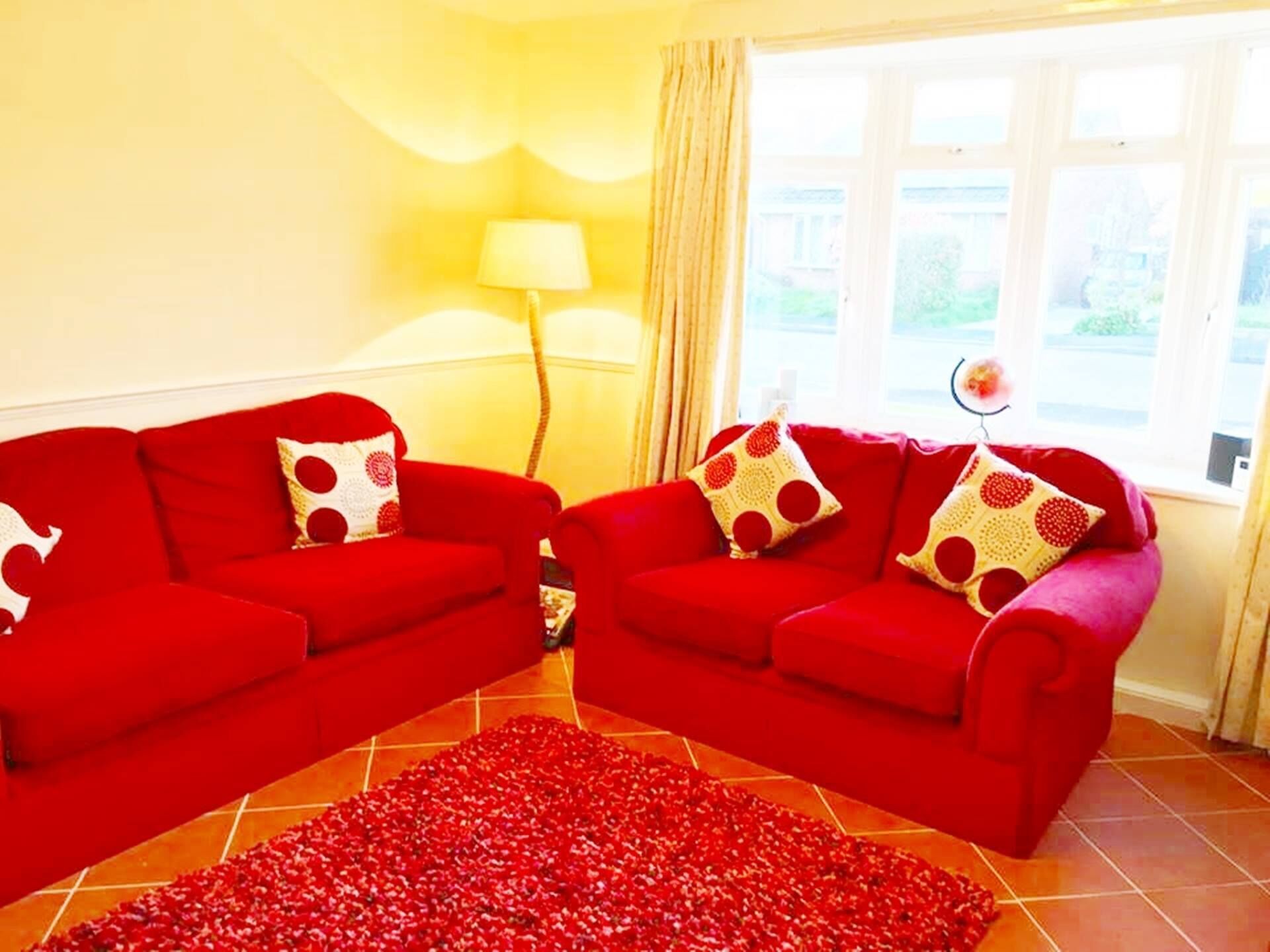 Holiday Cottage Close to Pet Friendly Beach, Shops, Skegness & Attractions