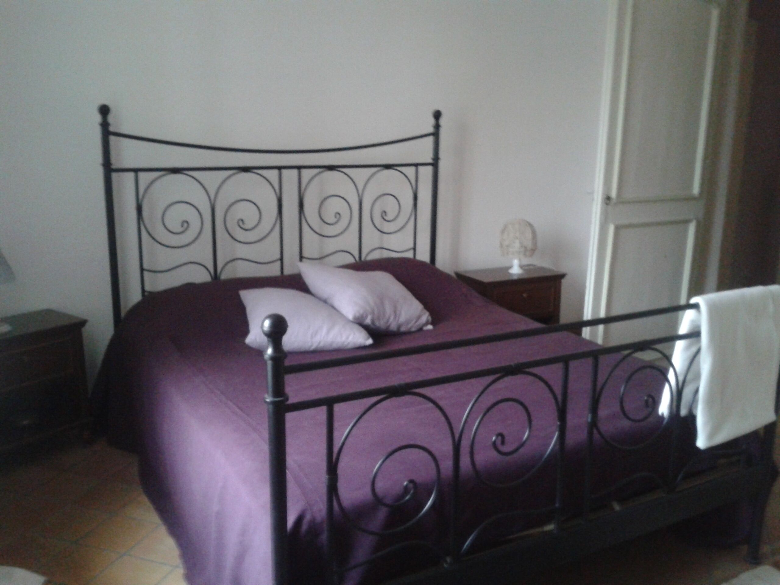 BETWEEN TORINO AND PINEROLO APARTMENT IN A HOUSE OF VINTAGE WITH GARDEN WI FI