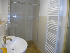Bathroom - VierJahreszeiten Appartments (Lübben (Spreewald))