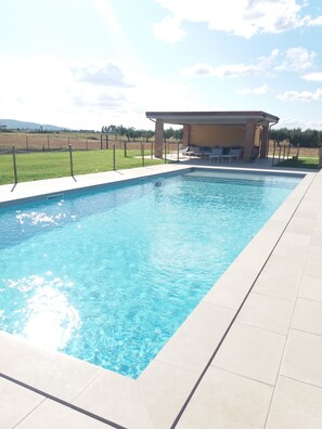 Piscine extérieure