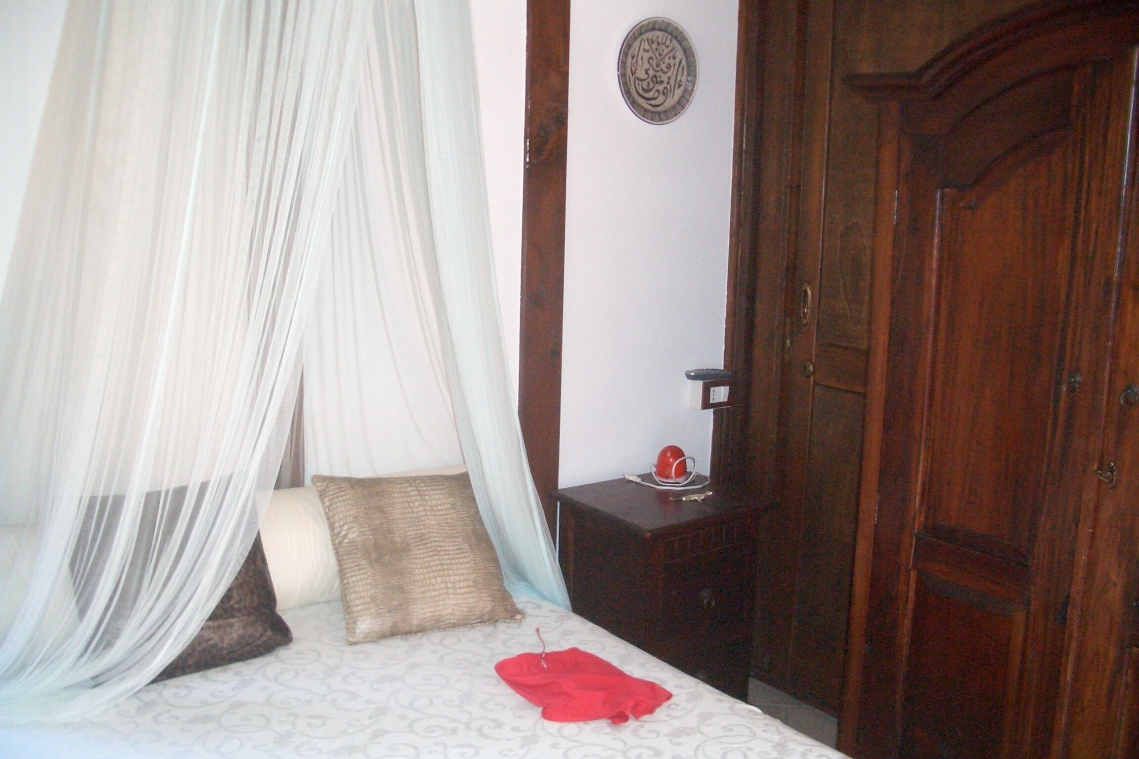 a love nest on the sea