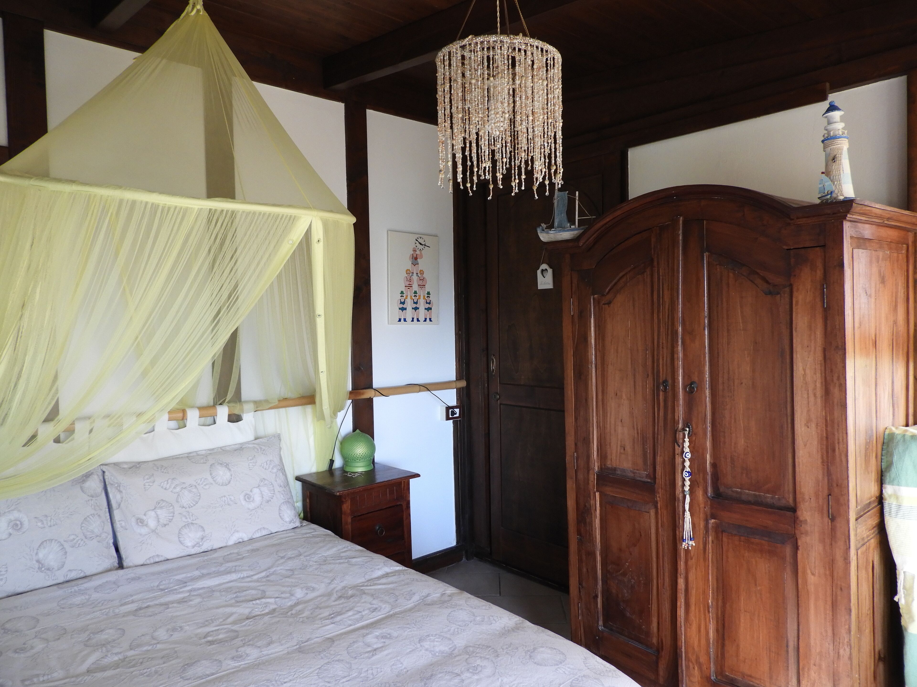 a love nest on the sea