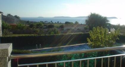 Ons näkökulmasta. Huoneisto 2-3 hengelle.