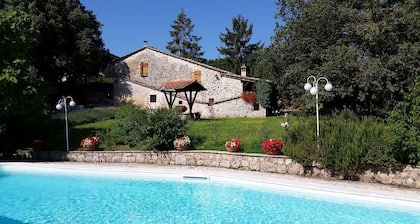 Villa "Le Vallecchie" con vistas a Siena y con piscina privada