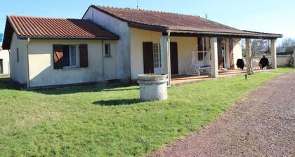 grande maison campagne coeur village médocain