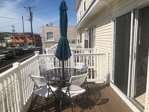 Wildwood casa en ciudad con Key West instinto 1.600 pies cuadrados