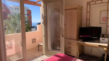 3 多间卧室、熨斗/熨衣板、免费 WiFi、床单