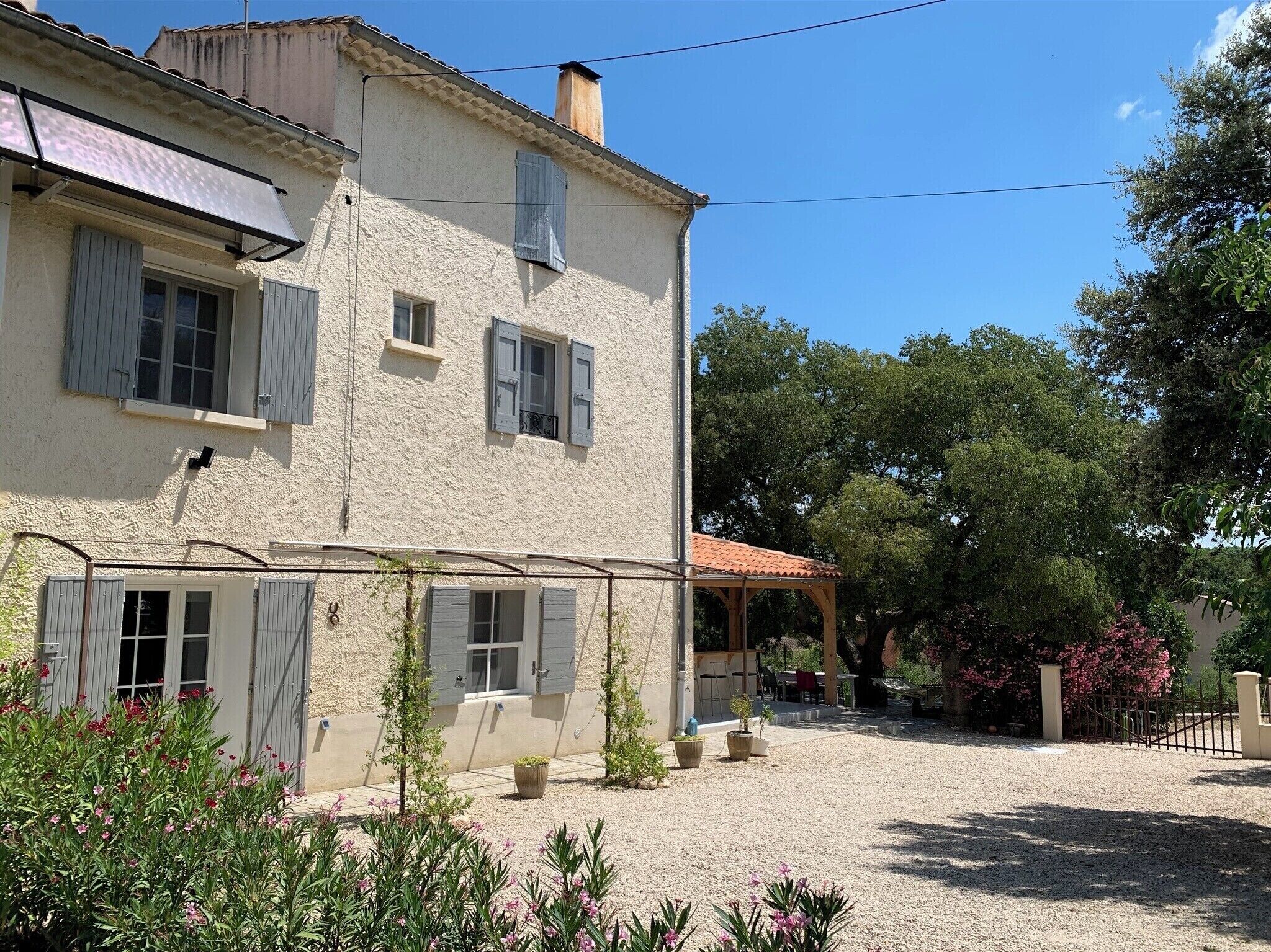 Façade sud et treille
