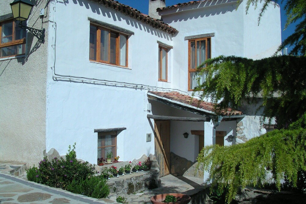 THE HOUSE OF LIGHT (VTAR / JA / 00685. Tourist Housing of Rural Accommodation) -.