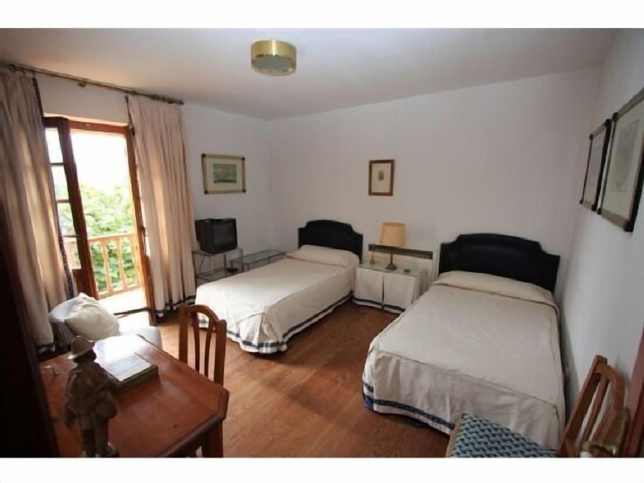 Self catering El Berdial for 12 people