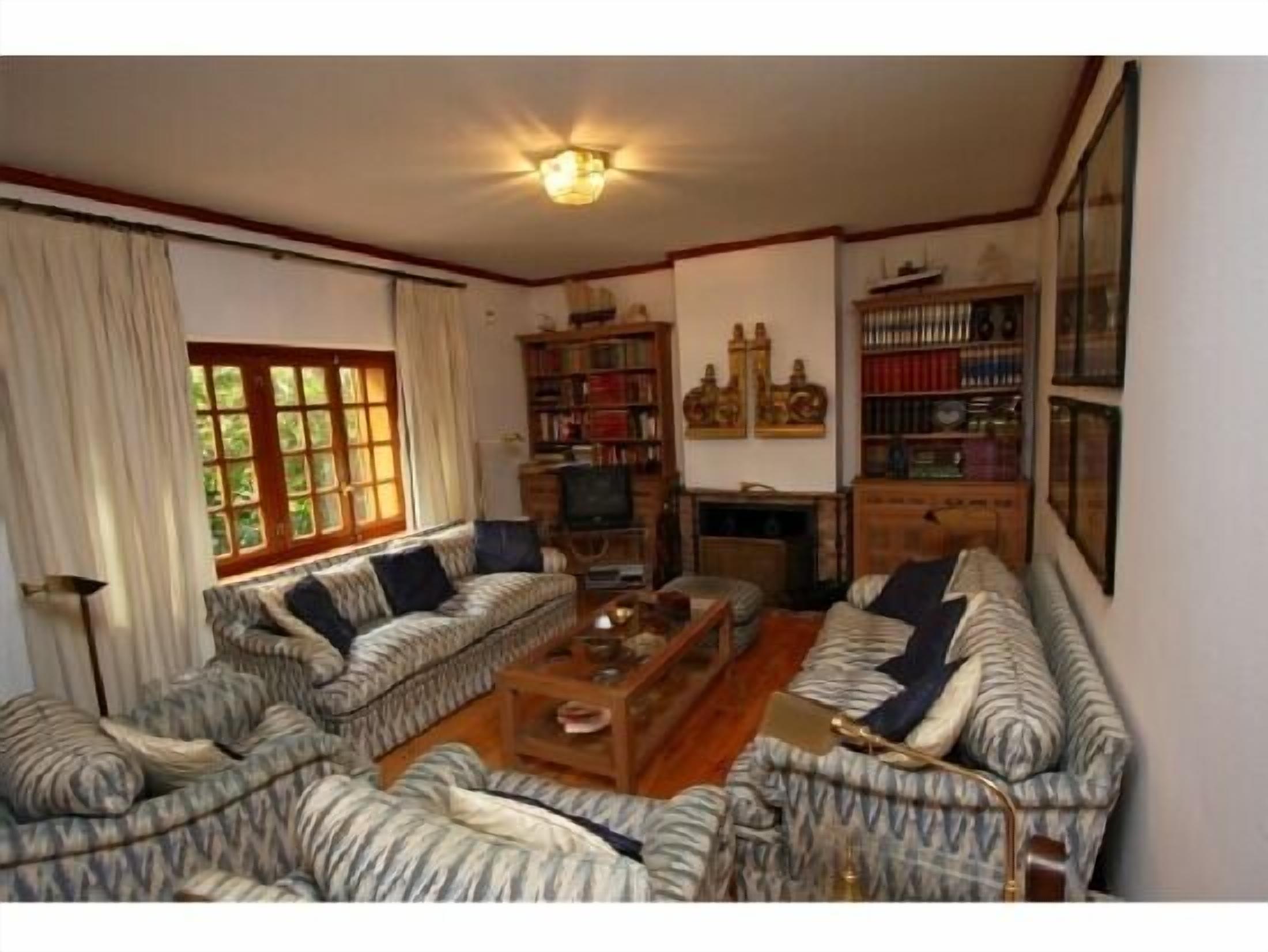 Self catering El Berdial for 12 people