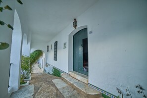 Exterior detail - Villa Irene: large rural house for large groups (16 people) (Fuenteheridos)