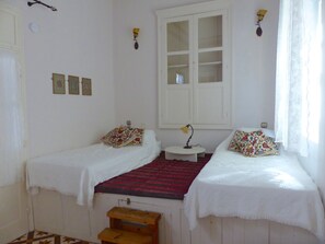 2 Schlafzimmer, Zimmersafe, Bügeleisen/Bügelbrett, kostenloses WLAN