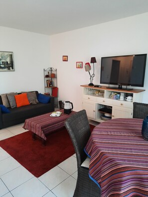 1 Schlafzimmer, Bügeleisen/Bügelbrett, Reisekinderbett, kostenloses WLAN