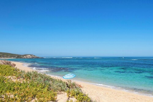 Prevelly Beach House | Walk to the beach