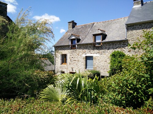 TO RENT GITE WITH SPA NEAR DINAN ST MALO COTE D EMERAUDE