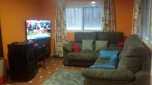 TV, peis, videospill og fotballspill