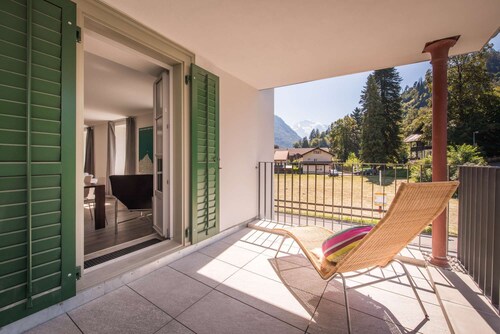 Dependance 2, parfait appartement au 1er étage avec vue sur la montagne, ascenseur et bien-être